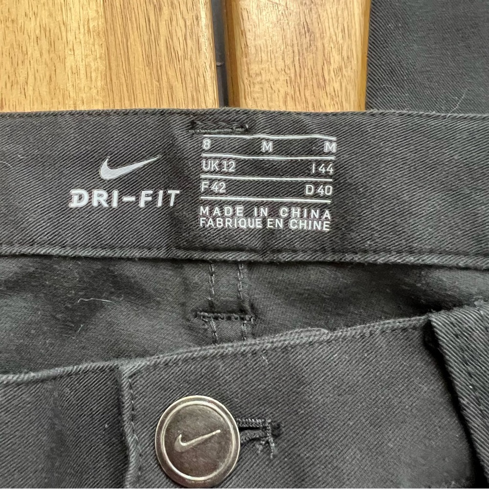 Nike Dri-FIT Black Pants Women’s Size 8 Medium Tapered Golf/Work Casual - Picture 2 of 6